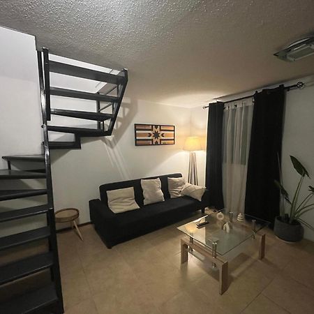 Hostel Tu Espacio Re - Casa II Cerca Del Aeropuerto Santiago de Chile Zewnętrze zdjęcie